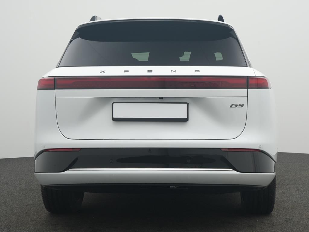 XPENG G9