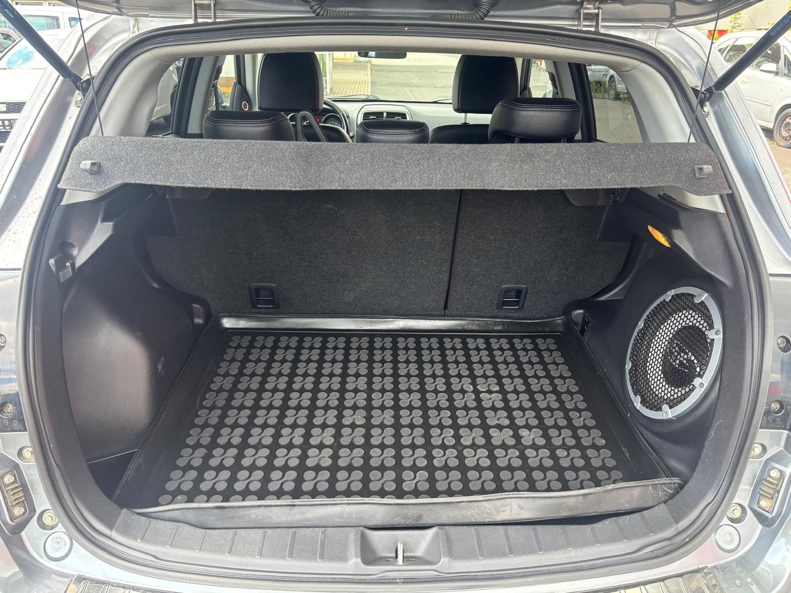 Fahrzeugabbildung Mitsubishi ASX Top 4WD-XENON-AHK-PANO-SHZ-KAMERA-TEMP-KLIMA