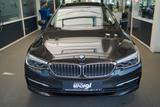 BMW 520dA +Head-Up Display+Komfortzugang+Navi+ - mit Diesel-Antrieb: Grau, Sitzheizung, Kombi