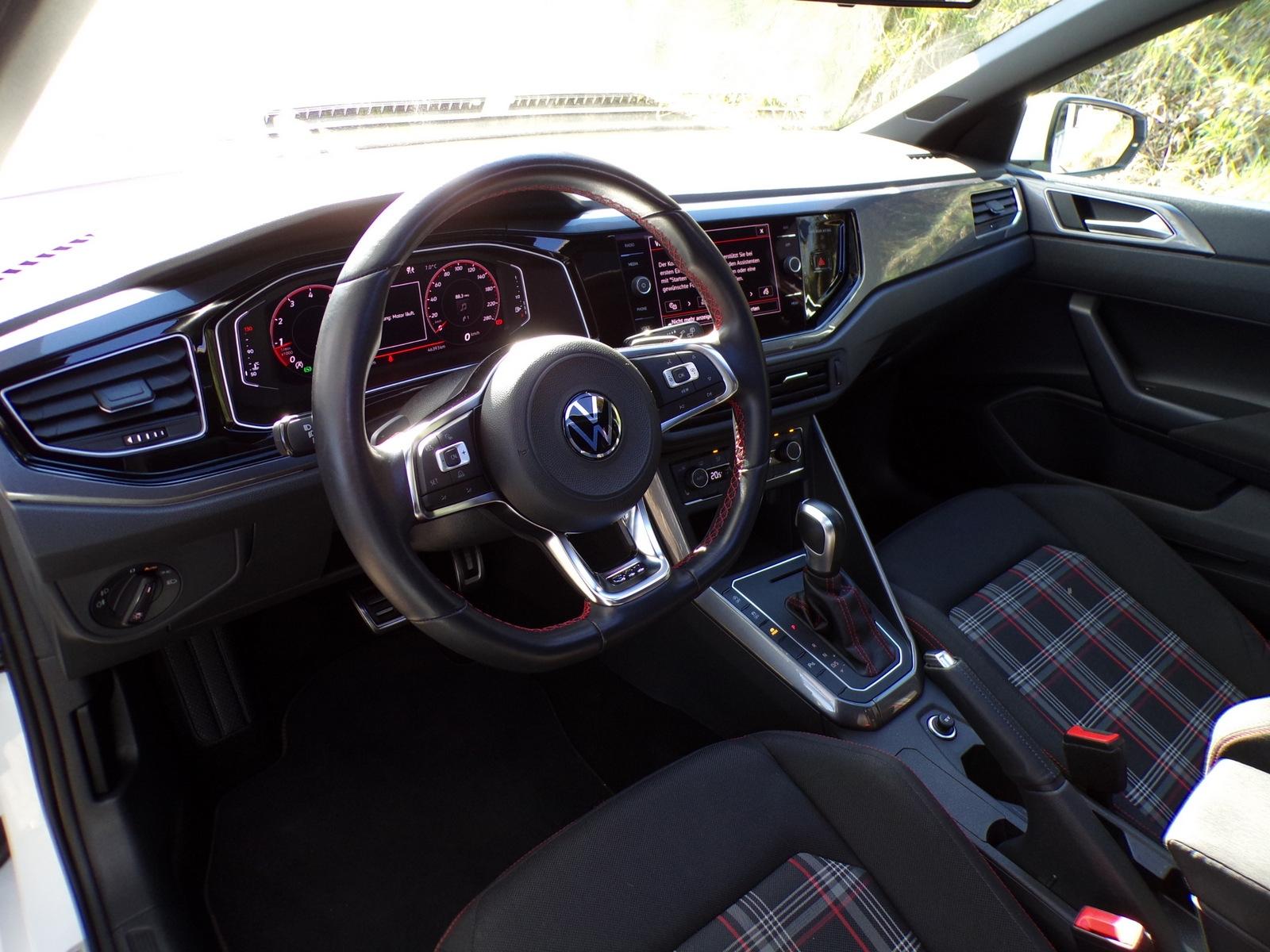 Volkswagen Polo 2.0 TSI GTI DSG / 18'+PANO+APP CONNECT, миниатюра 12