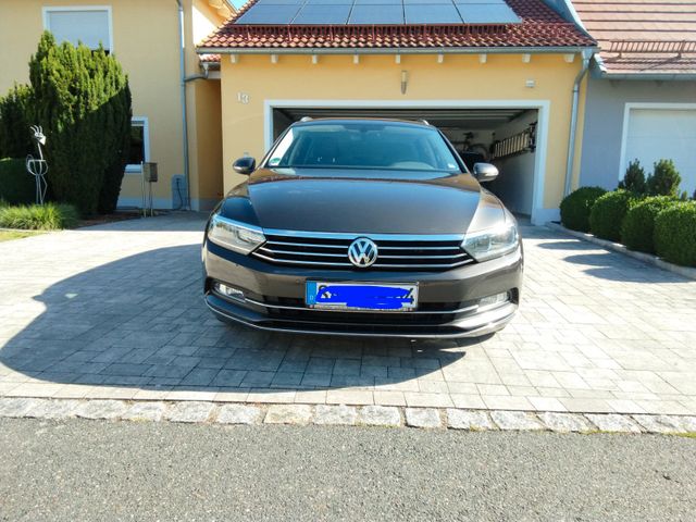 VW Passat Variant 2.0 TDI SCR BlueMotion Highli...