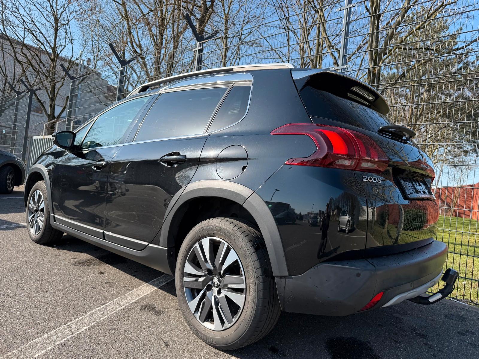 Peugeot 2008 Allure 1.5 BlueHDi 100 Leder Navi AHK