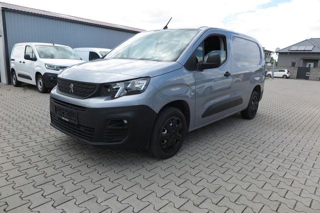 Peugeot Partner Premium L2. AHK. Navi. Klima. Wenig KM