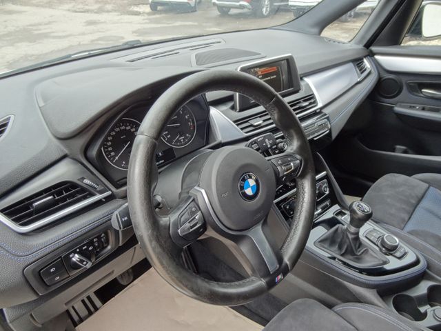 Fahrzeugabbildung BMW 218 Active Tourer/M-Paket/61TKM/1.Hd/PDC/
