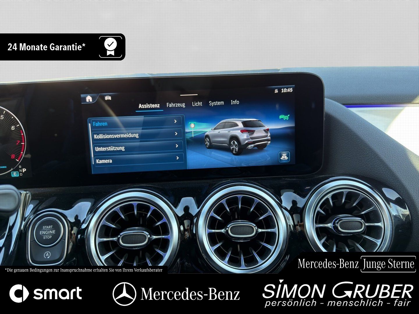 Fahrzeugabbildung Mercedes-Benz GLA 200 AMG Night Pano Fahrassist KeyGo Ambiente