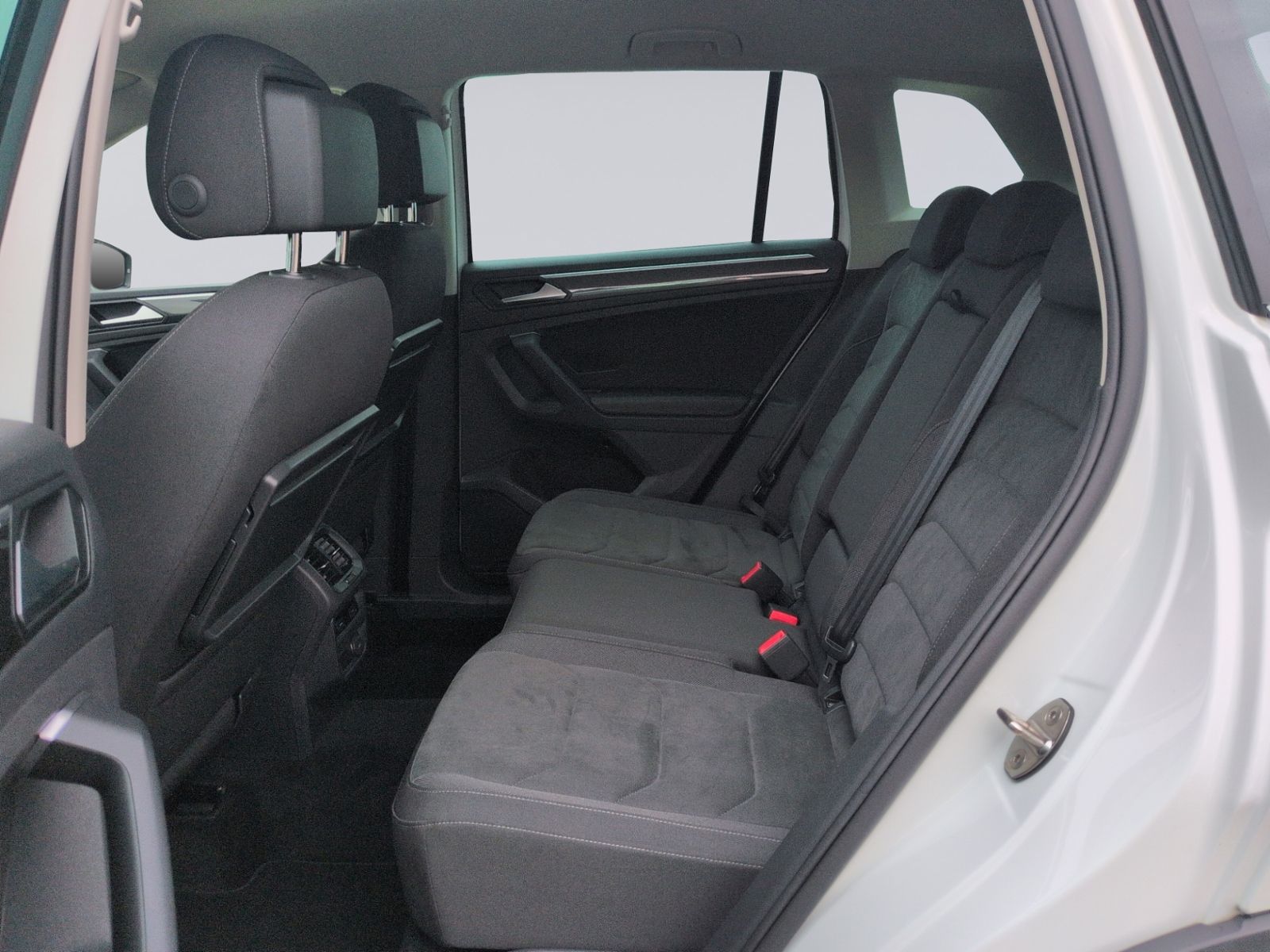 Tiguan 2.0 TSI DSG 4M Highline HEAD-UP+DCC+AHK+