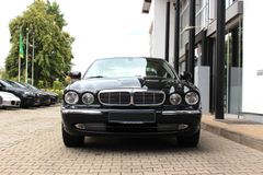 JAGUAR XJ V8 Super/ 2. HAND/ DE/ SCHIEBEDACH/ SITZHZG. JAGUAR XJ V8 Super/ 2. HAND/ DE/ SCHIEBEDACH/ SITZHZG.