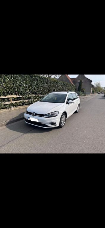 Image of Volkswagen Golf