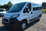 Peugeot Boxer Kombi 330 L1H1 Blue-HDi 140+Rollstuhlrampe - Peugeot Boxer: L3