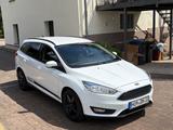 Ford Focus 1,5 TDCi 88kW Business Turnier - Ford Focus: 1.8