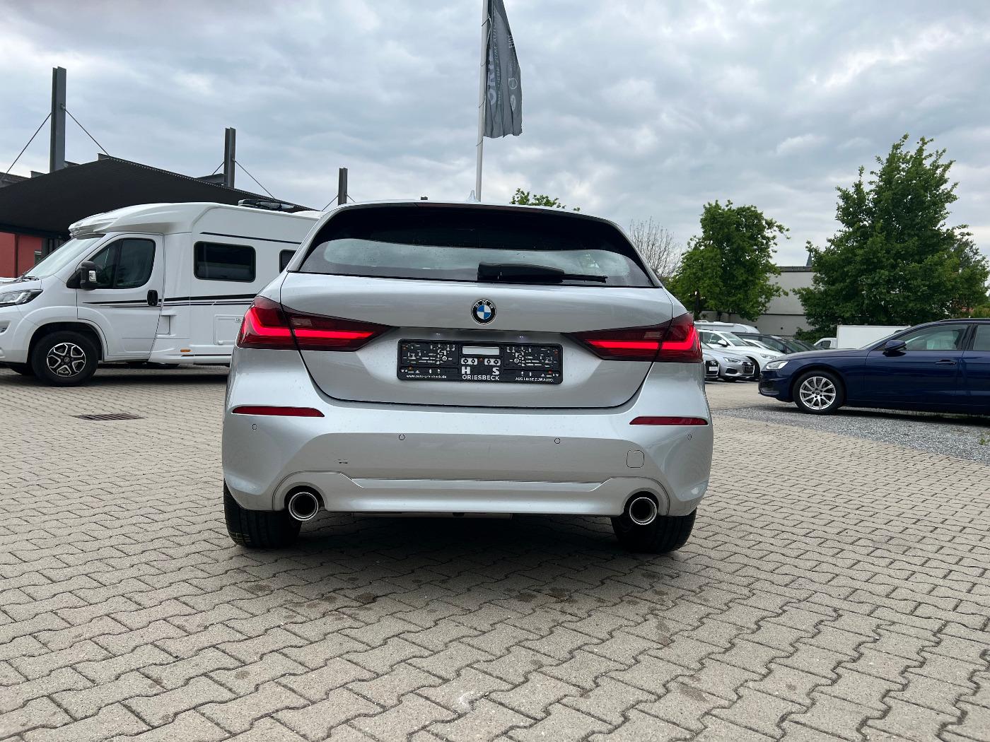 BMW 118d Advantage *LED Navi HUD AHK Alu PDC DAB*