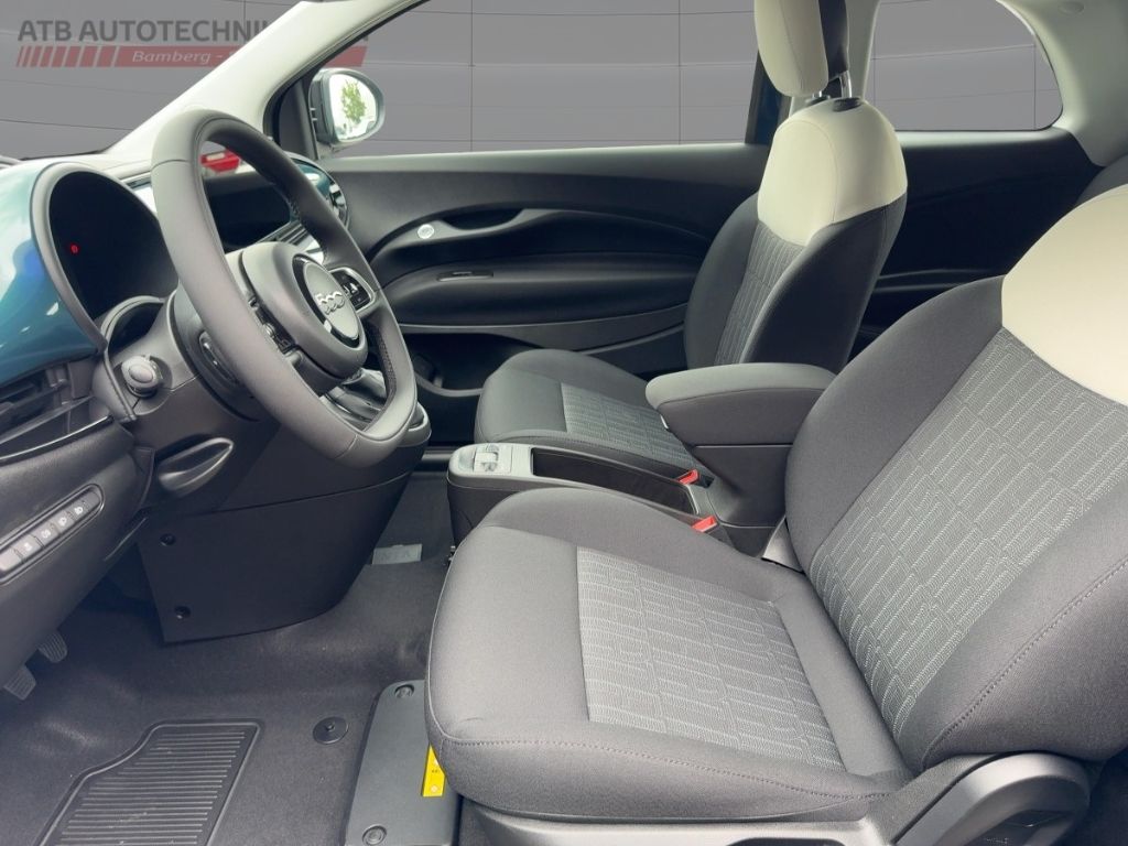 Fahrzeugabbildung Fiat 500 Hybrid Limousine ICON, K-Paket,Rückfahrkamer