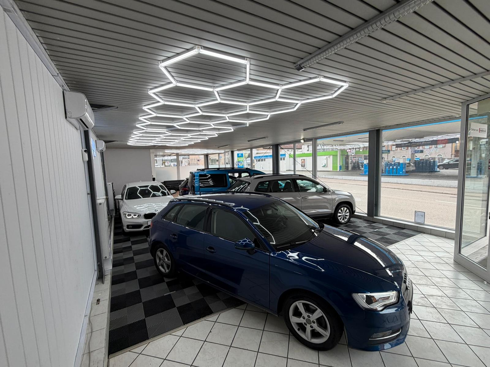 showroom-image-main