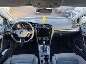 Volkswagen Golf - 12