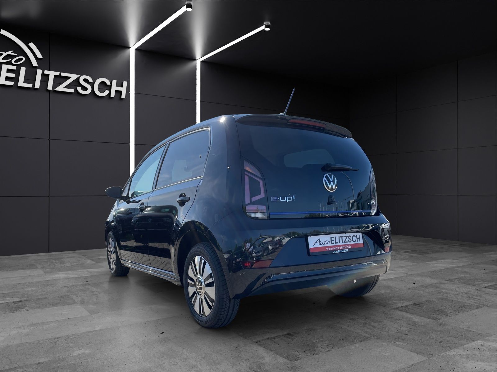 Fahrzeugabbildung Volkswagen e-up! Style Plus CCS Bluetooth SHZ