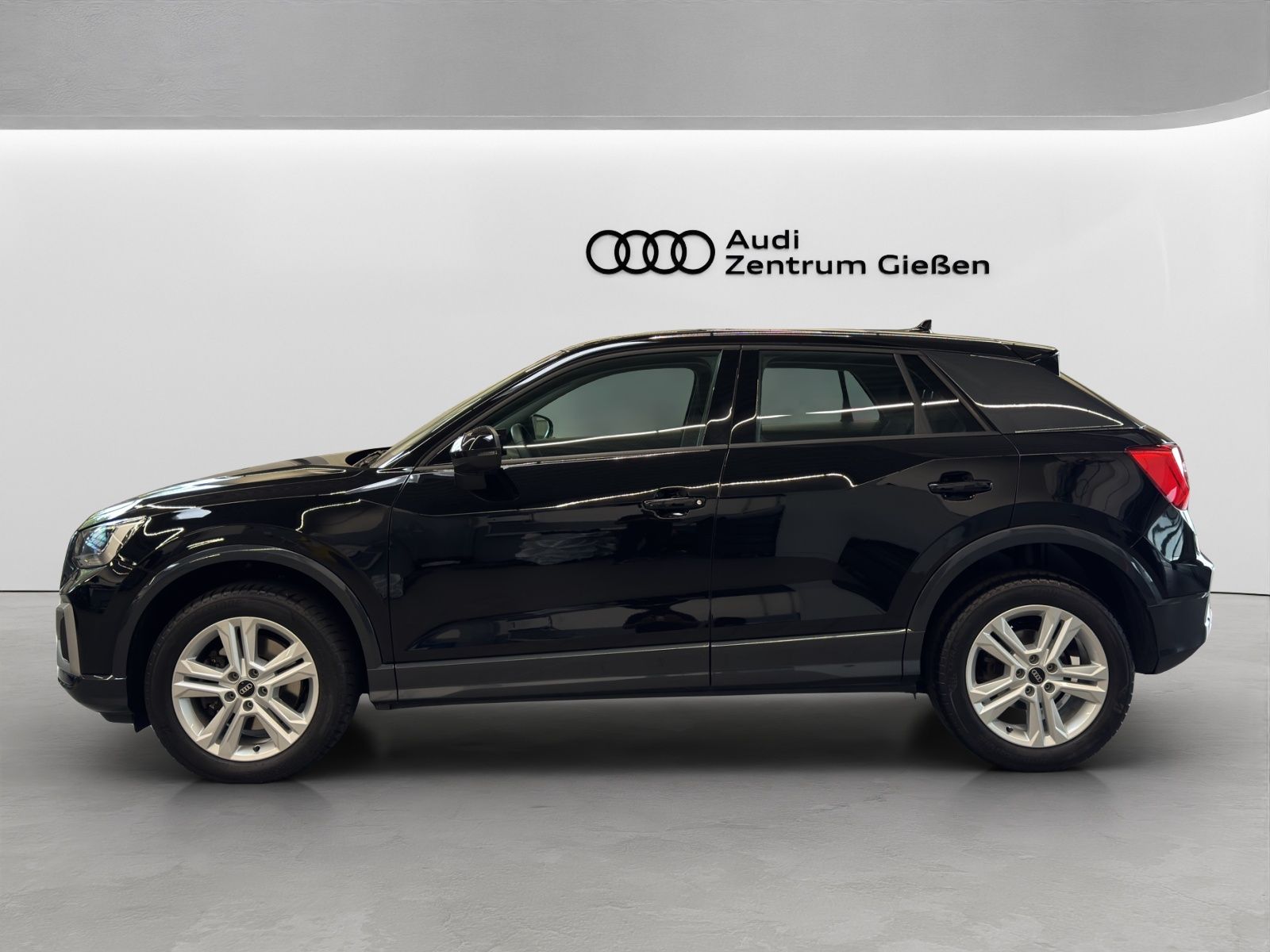 Audi Q2 35 TDI quattro advanced LED Navi Assistenzpak imagem 3