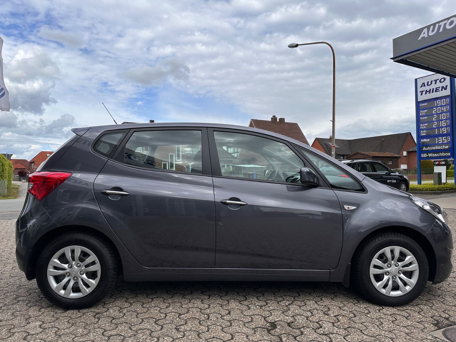 Fahrzeugabbildung Hyundai ix20 1.4 Classic Klima/GJR/Audio/Original KM