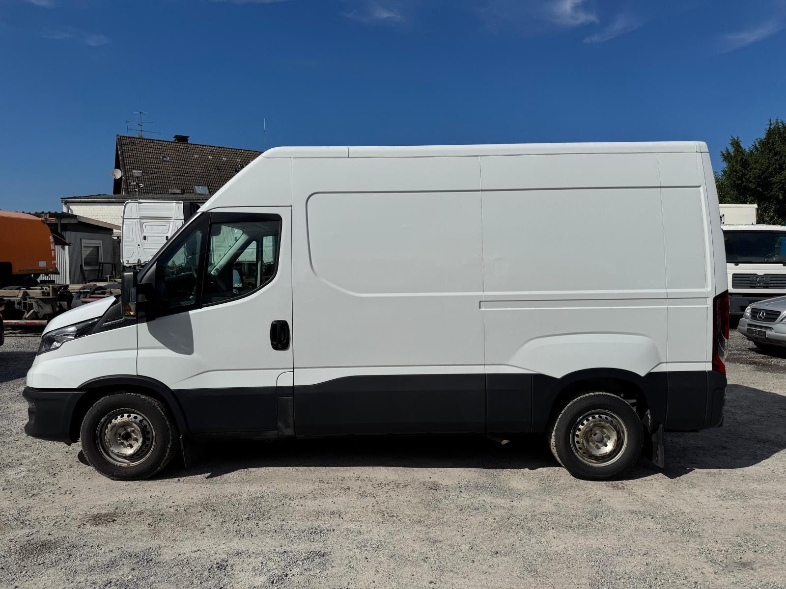 Iveco ANDERE Daily Kasten HKa 35 S ... V Radstand 3520