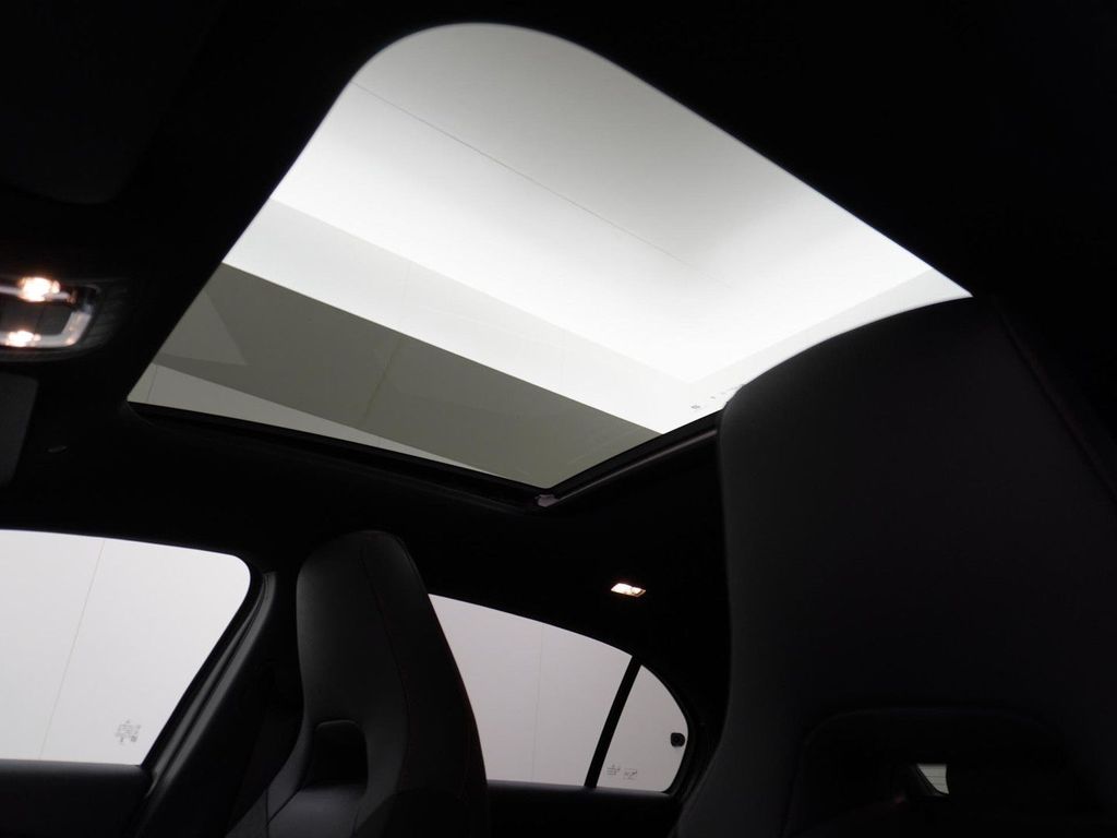 Mercedes-Benz A 180 Star Edition AMG Line | Panorama - Schiebe