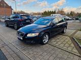 Volvo V70 Summum 2.4 AWD 4X4*XENON*LEDER*AHK*BLIS*ACC* - Volvo V70: Leder, Allradantrieb