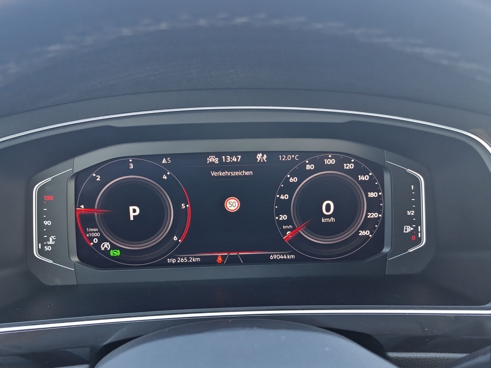 Fahrzeugabbildung Volkswagen Tiguan L 2.0 TDI AHZ MATRIX DSG 4x4 Keyless SH