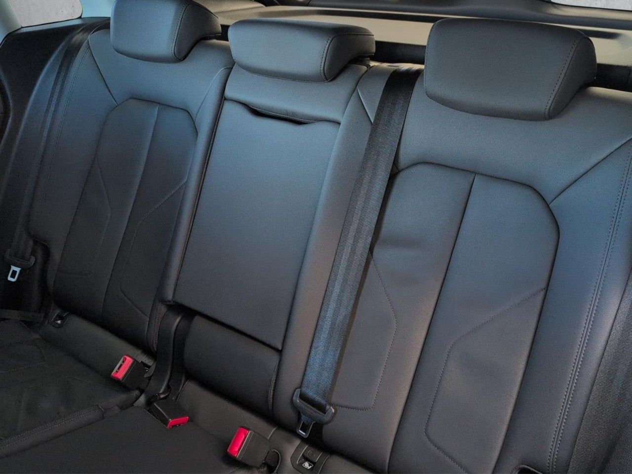 Q3 advanced 35 TFSI S tronic Klima Navi Leder