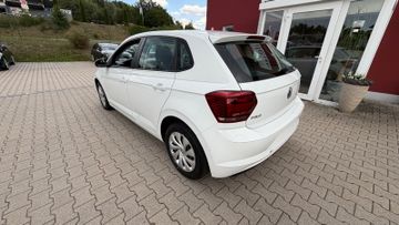 Volkswagen Polo - 9