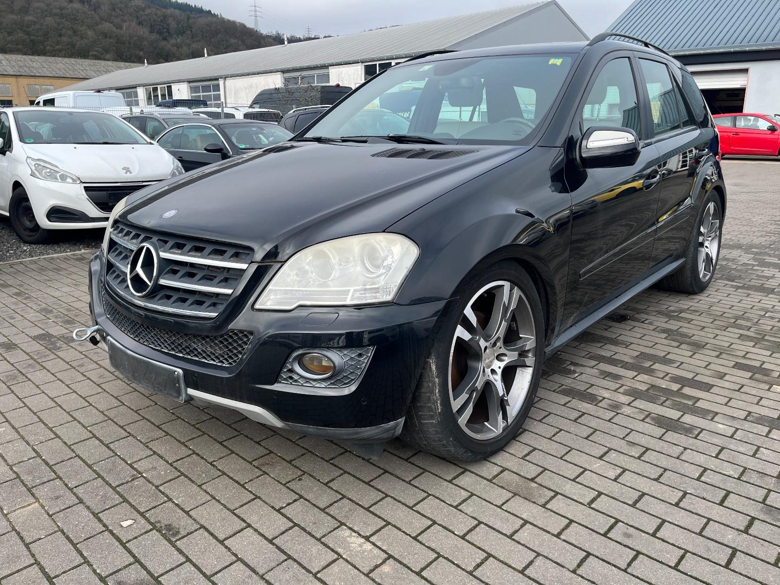 Mercedes-Benz ML 350//ML 350 CDI 4Matic//AMG-Paket//