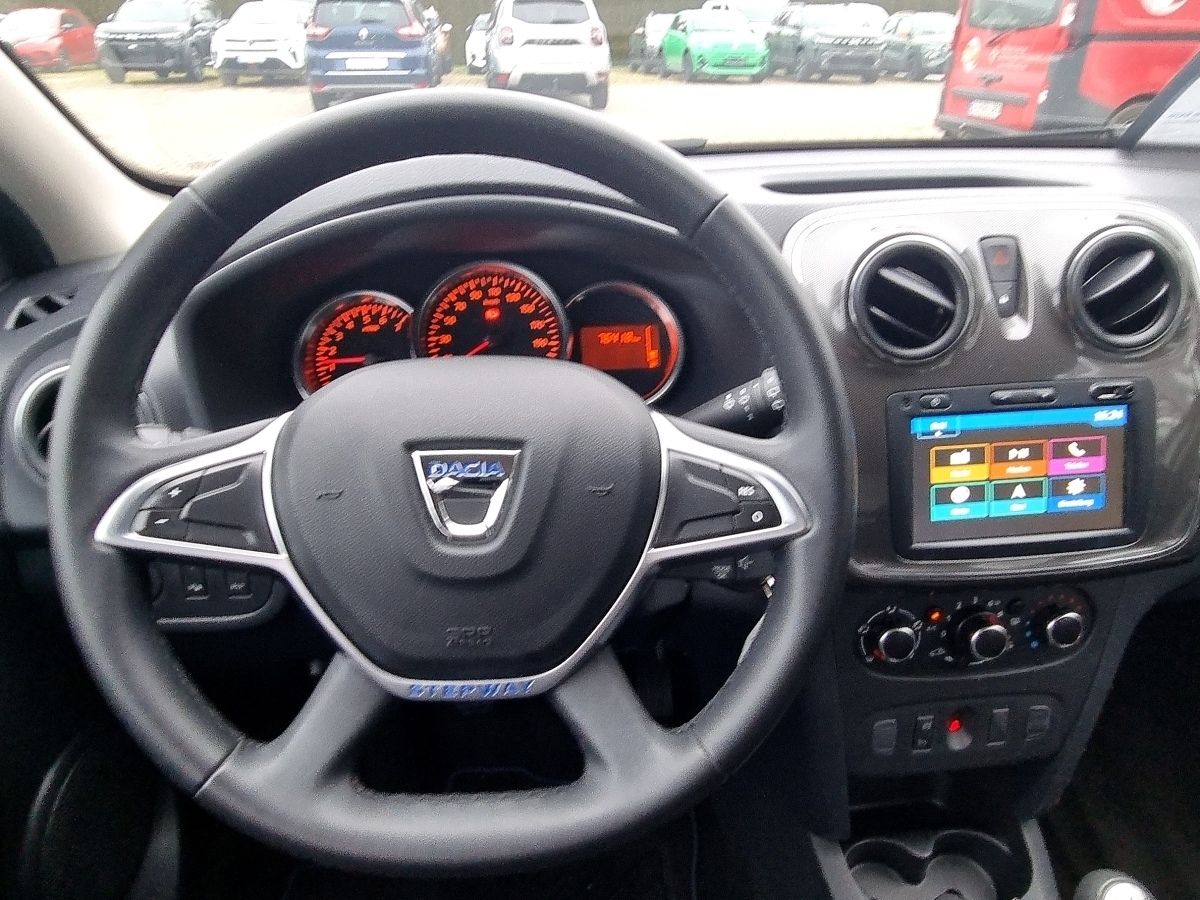 Fahrzeugabbildung Dacia Sandero Stepway Prestige TCe 100