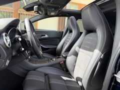 MERCEDES-BENZ CLA 220 4MATIC/SB/PANO/DISTRONIC+ MERCEDES-BENZ CLA 220 4MATIC/SB/PANO/DISTRONIC+