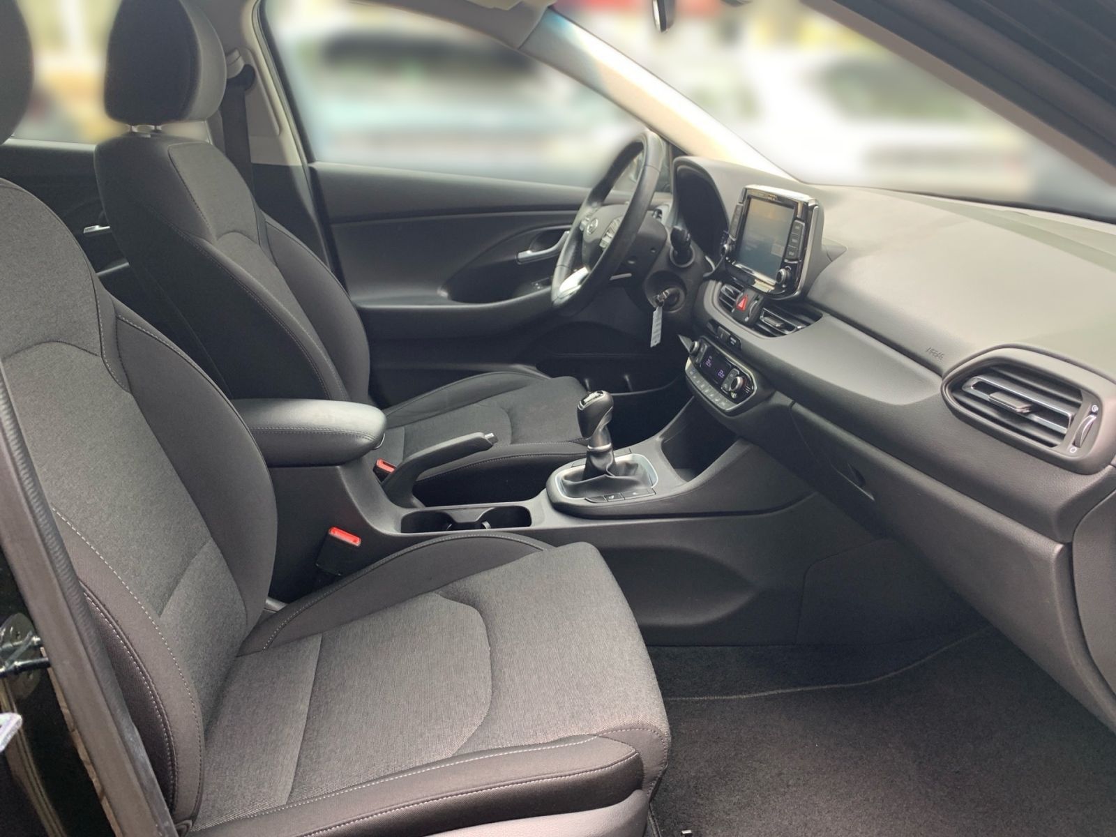 Fahrzeugabbildung Hyundai i30 1.0 T-GDI Edition 30 8x bereift