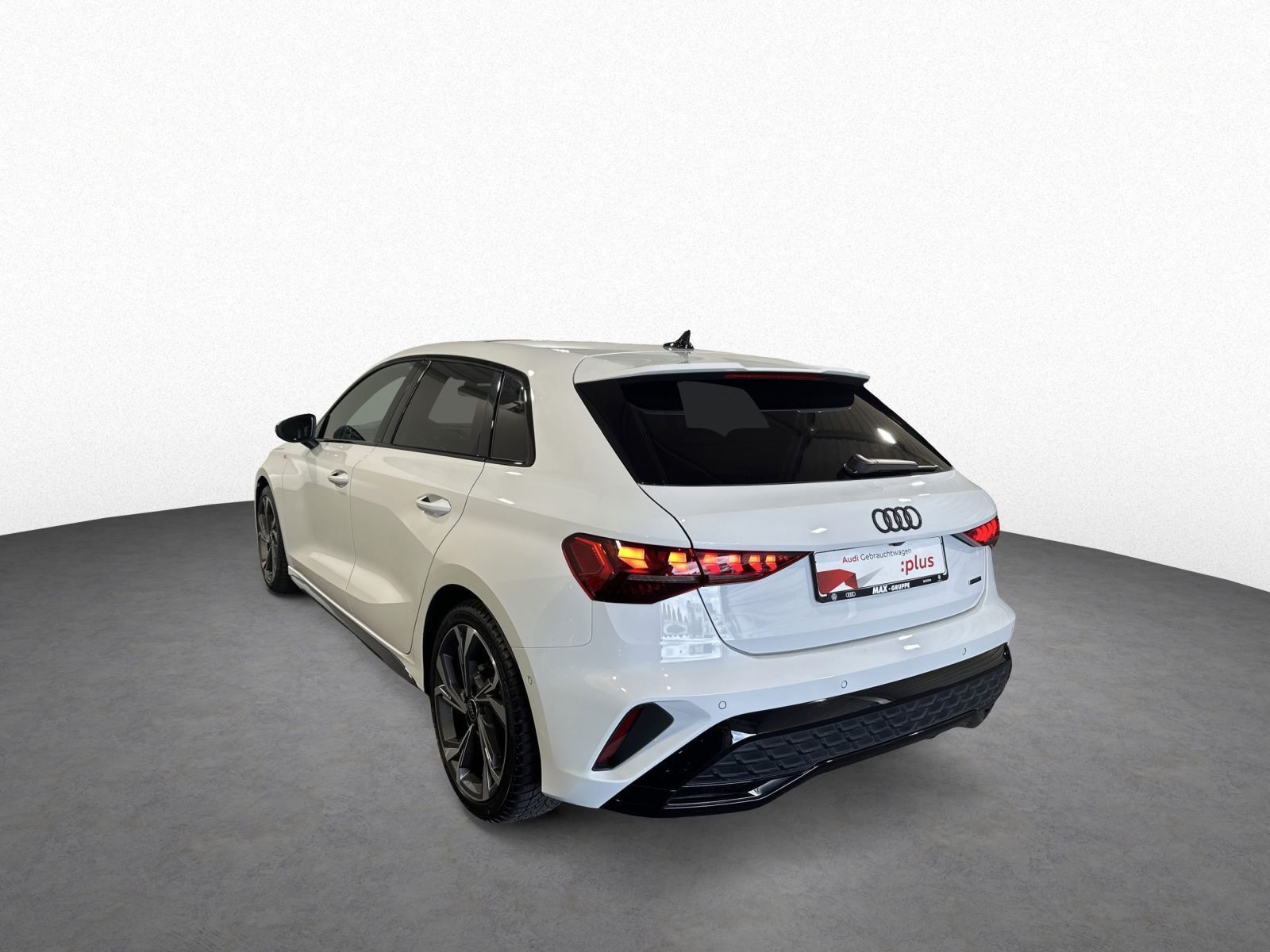 Audi A3 Sportback 40 TFSI QU S LINE PANO AHK HUD SONO foto 6