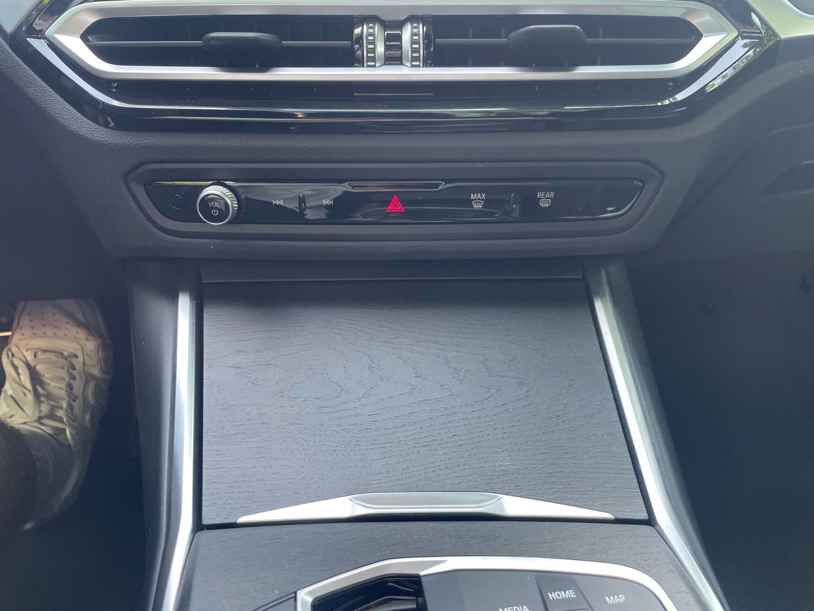 BMW 330 d xDrive M Sport Glasdach Head Up 360°Kamera foto 22