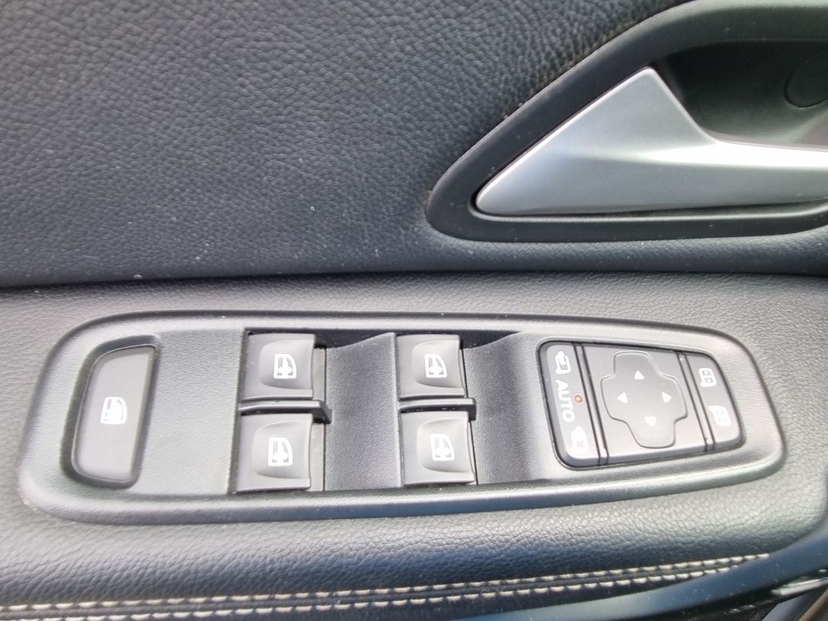 Fahrzeugabbildung Dacia Duster Journey TCe 150 4x4