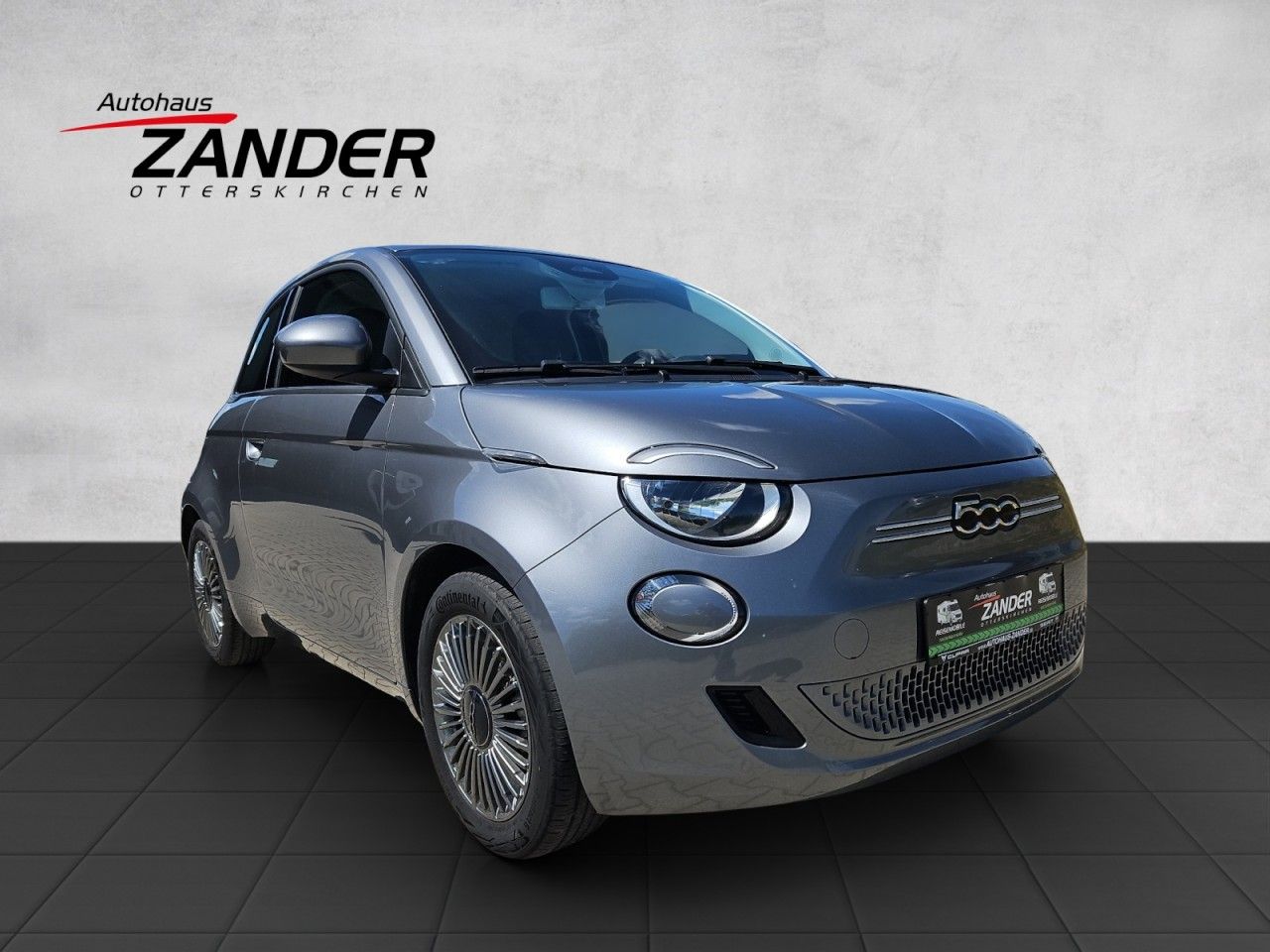Fahrzeugabbildung Fiat 500 e Icon Batterieprotokoll,Navi 42kW Akku