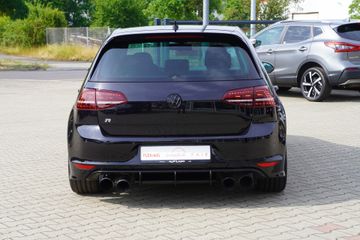 Volkswagen Golf - 5