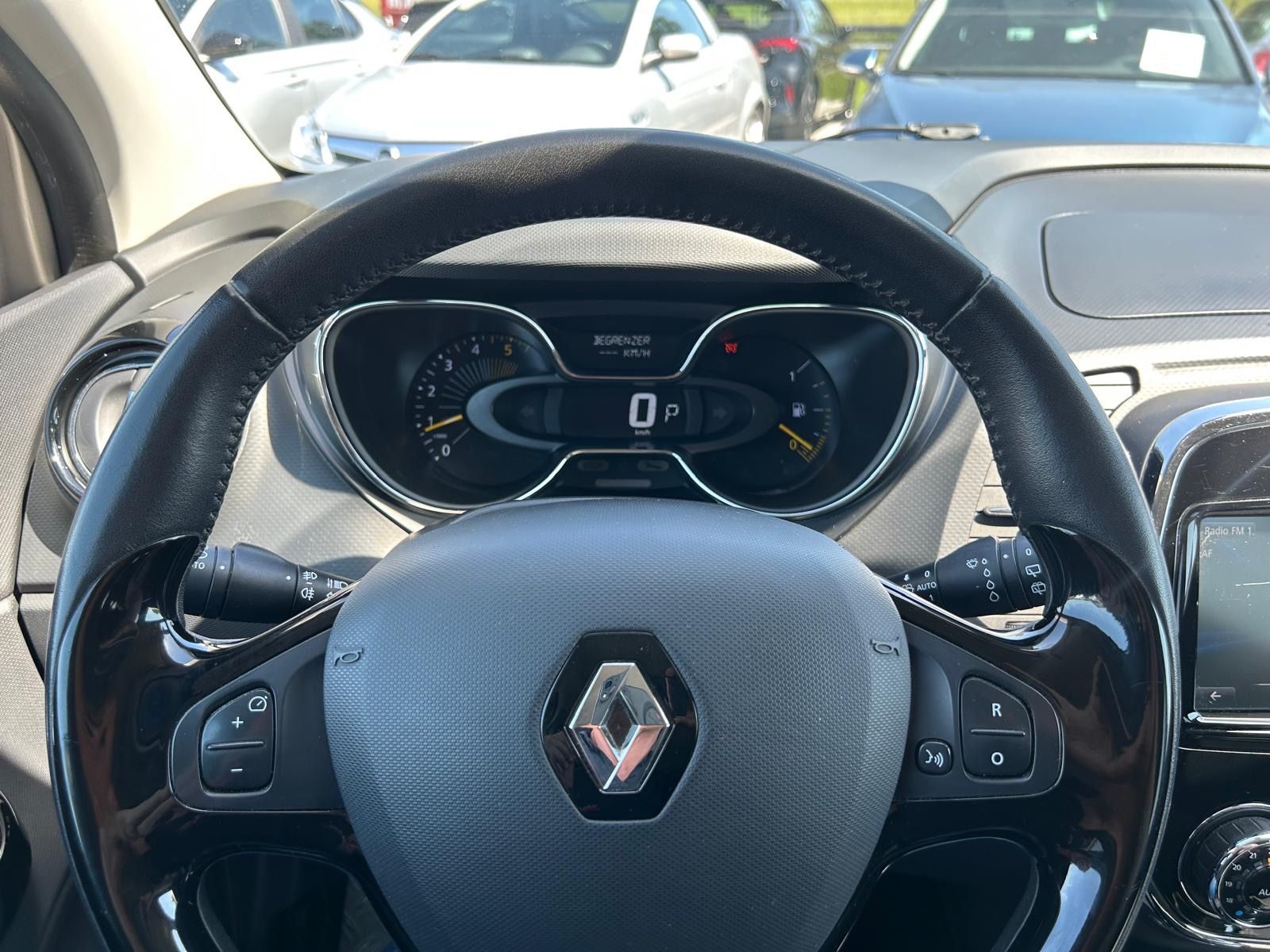 Fahrzeugabbildung Renault Captur Luxe°Automatik°Navi°