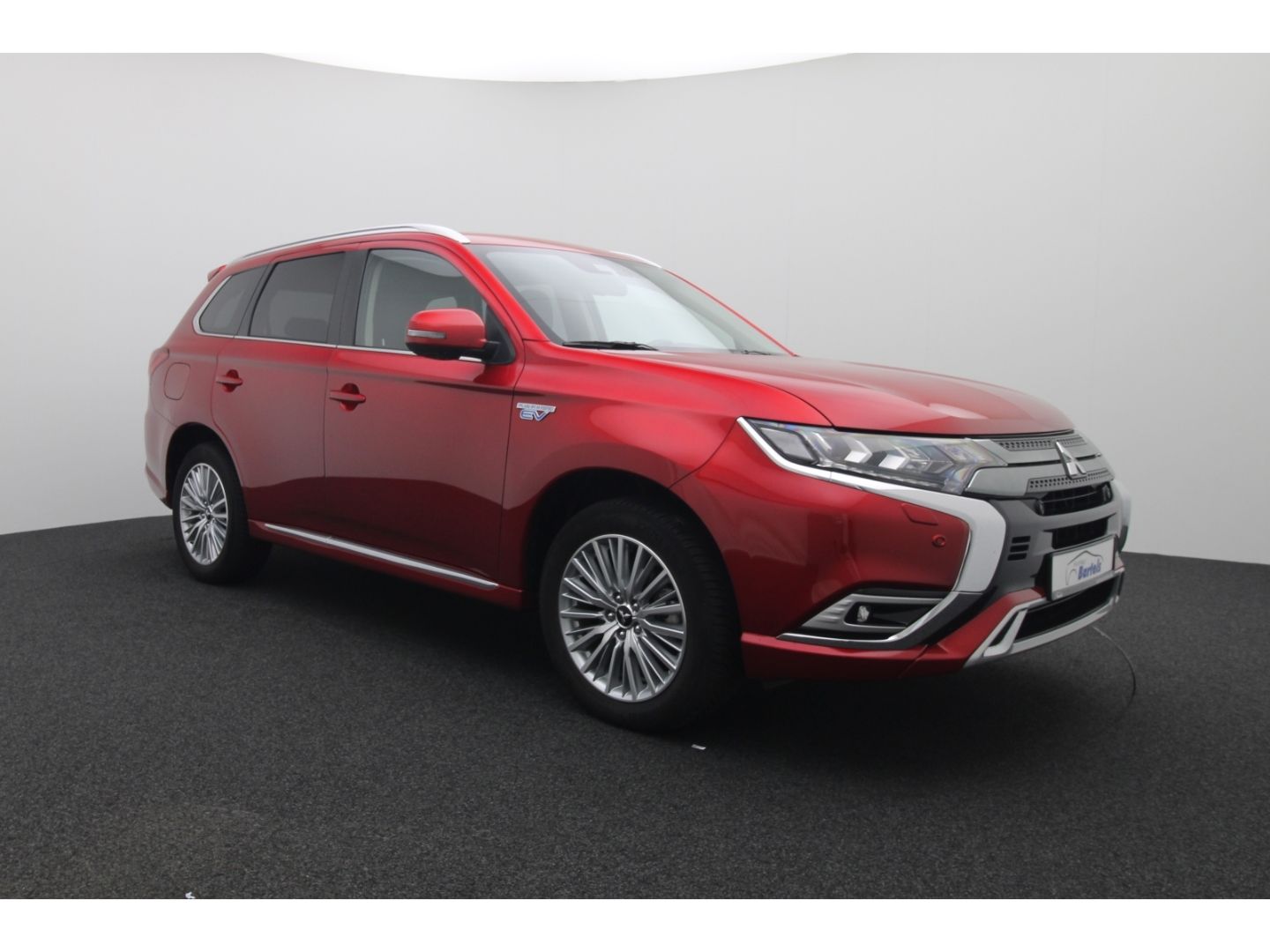 Fahrzeugabbildung Mitsubishi Plug-in Hybrid Outlander PHEV 2.4 Plus 4WD ACC,