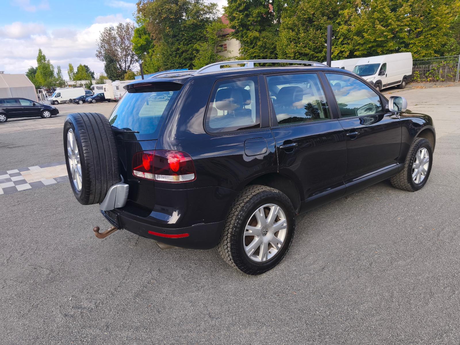 Volkswagen Touareg 2010 — photo 6