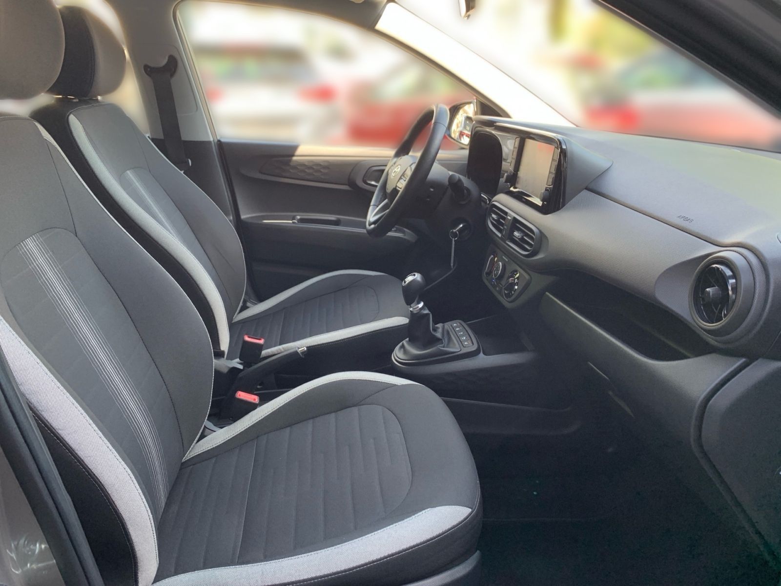 Fahrzeugabbildung Hyundai i10 1.2 Trend 1 Hand Allwetter