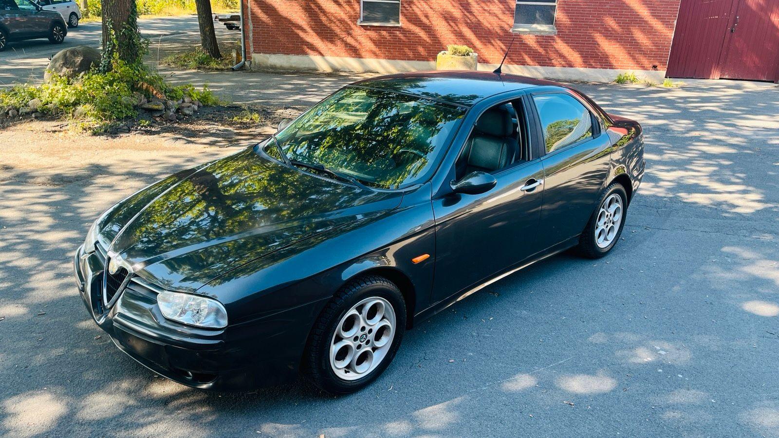 Alfa Romeo 156