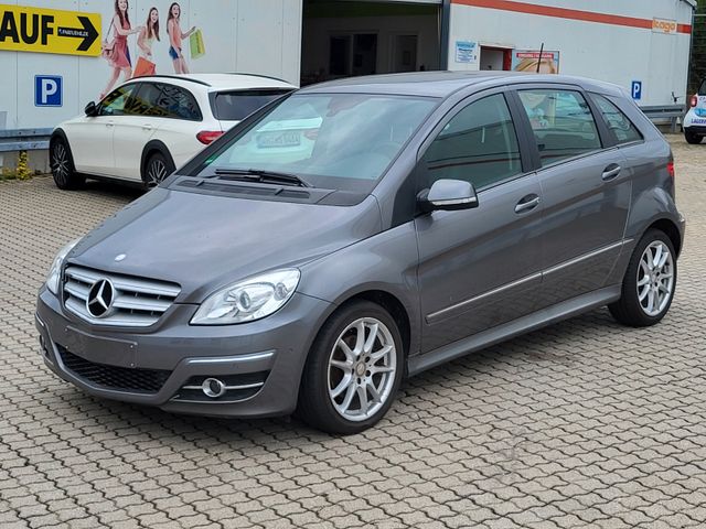 Mercedes-Benz B 200 CDI KLIMA /ALU / AHK  / 2.HAND