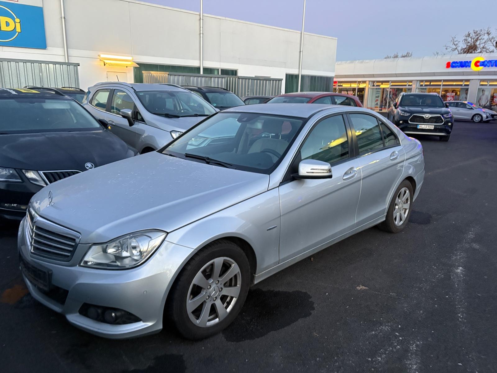 Mercedes-Benz C 180 C Limousine Automatik