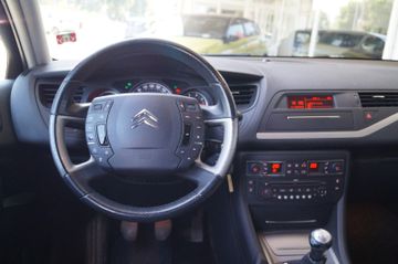 Citroën C5 Tourer 2.0 Tendance -AHK.-TEMPOMAT-SHZG-PDC-