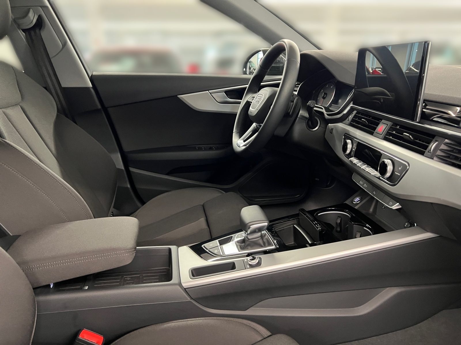 Audi A4 - Bild 13