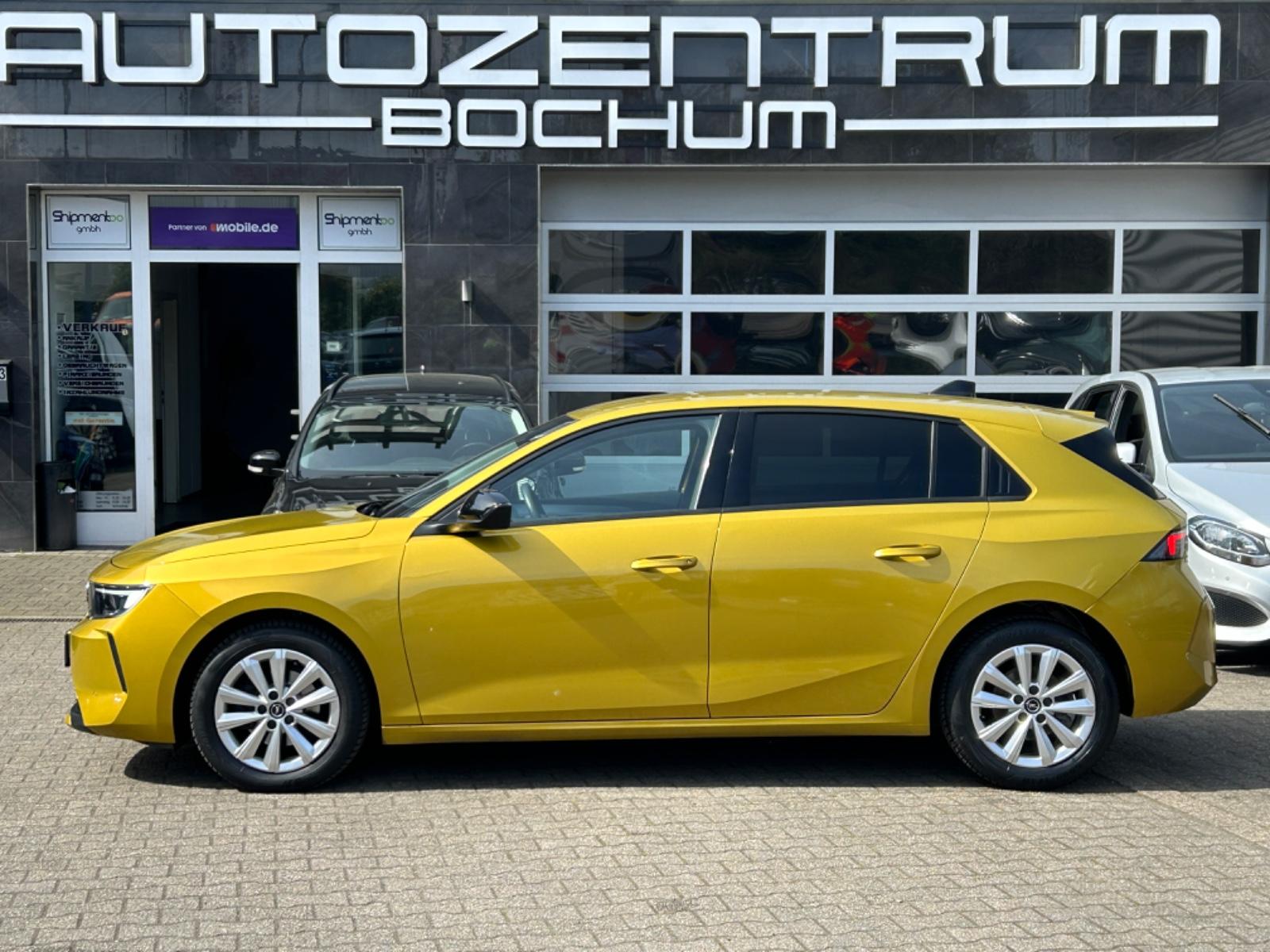 Opel Astra L Lim.  Edition Kamera