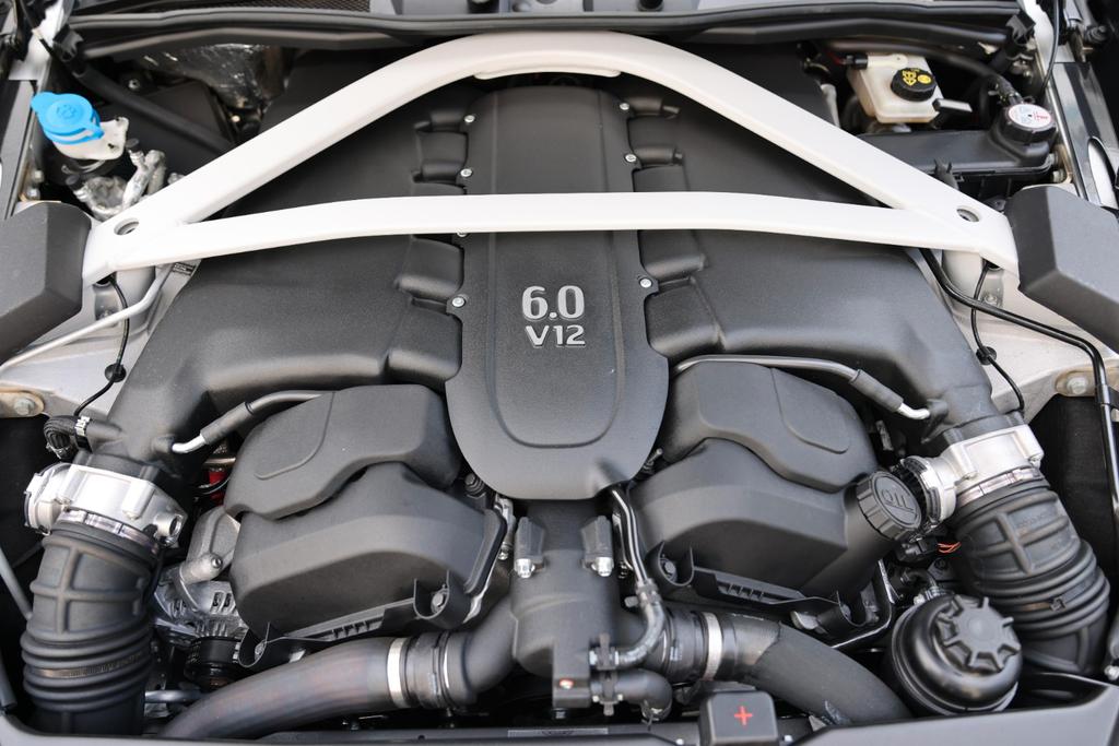 Aston Martin Vanquish