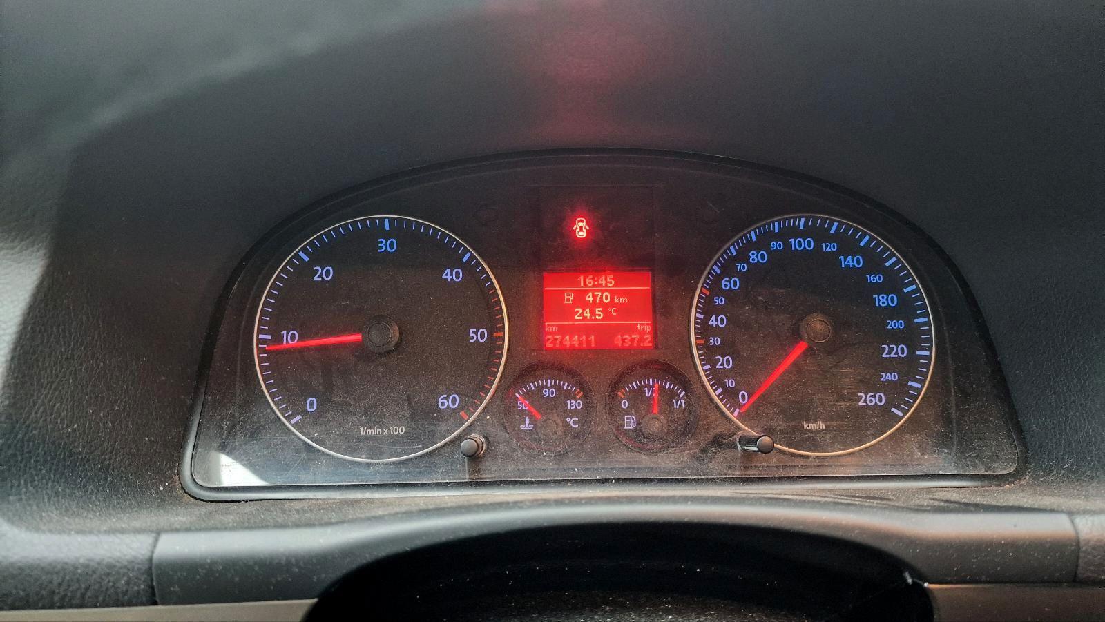 Volkswagen Touran 2007 — photo 12