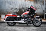Harley-Davidson FLHXSE CVO Street Glide 121 Legendary Orange! - Harley-Davidson Motorräder in Köln