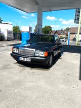 Mercedes-Benz 190 E 2.6 L, H- Kennzeichen  - Mercedes-Benz 190 mit Benzin-Antrieb: Limousine, 2.6